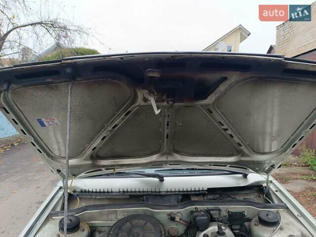 Желтый ВАЗ 21099, объемом двигателя 1.5 л и пробегом 300 тыс. км за 1350 $, фото 38 на Automoto.ua