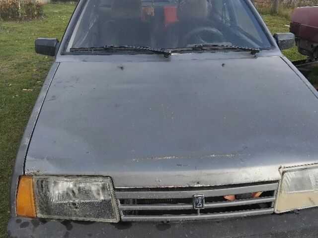 Серый ВАЗ 21099, объемом двигателя 1.3 л и пробегом 87 тыс. км за 594 $, фото 3 на Automoto.ua