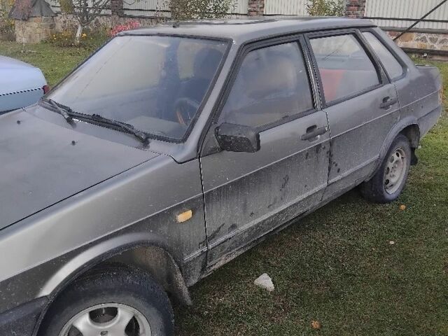 Серый ВАЗ 21099, объемом двигателя 1.3 л и пробегом 87 тыс. км за 594 $, фото 2 на Automoto.ua