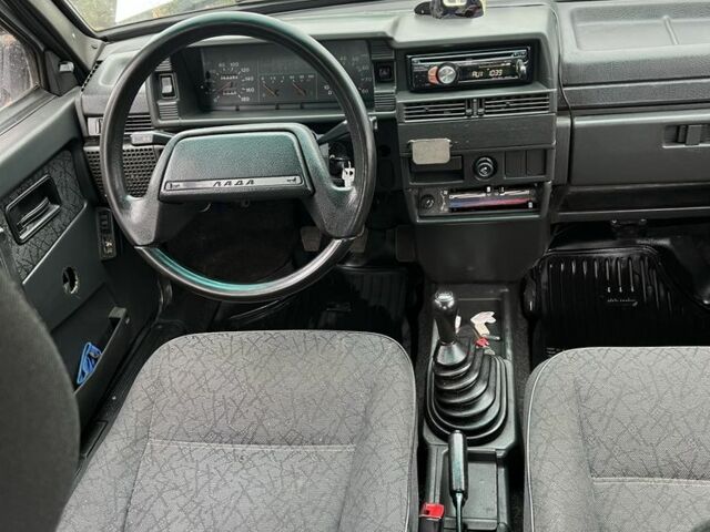 Серый ВАЗ 21099, объемом двигателя 1.5 л и пробегом 280 тыс. км за 1500 $, фото 13 на Automoto.ua