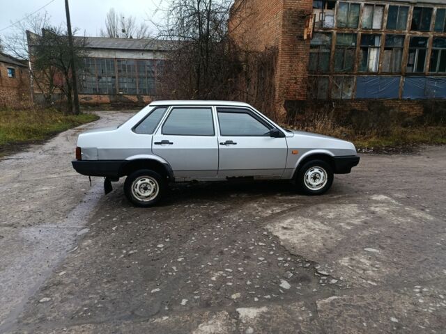 Серый ВАЗ 21099, объемом двигателя 0 л и пробегом 230 тыс. км за 950 $, фото 3 на Automoto.ua
