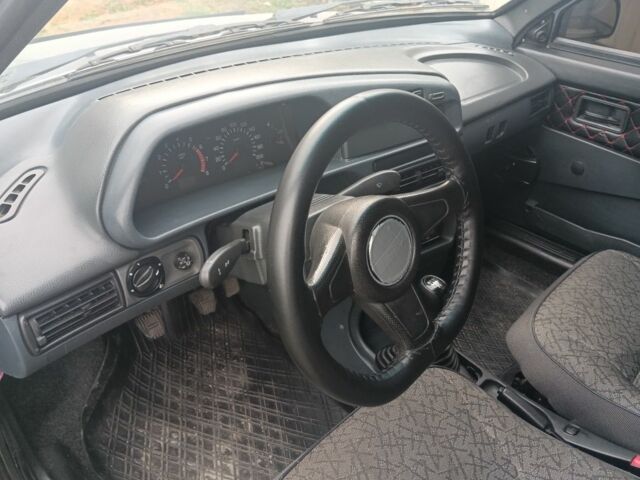 Серый ВАЗ 21099, объемом двигателя 1.5 л и пробегом 160 тыс. км за 1200 $, фото 7 на Automoto.ua