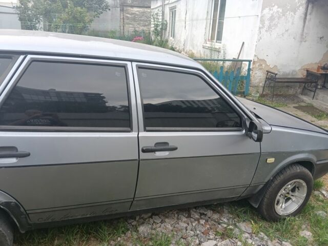 Серый ВАЗ 21099, объемом двигателя 1.5 л и пробегом 160 тыс. км за 1200 $, фото 5 на Automoto.ua