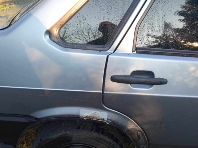 Серый ВАЗ 21099, объемом двигателя 1.5 л и пробегом 250 тыс. км за 1000 $, фото 6 на Automoto.ua