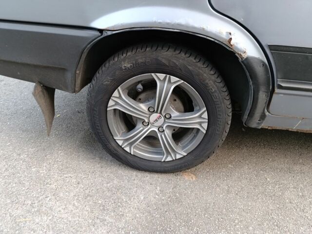 Серый ВАЗ 21099, объемом двигателя 1.5 л и пробегом 146 тыс. км за 2038 $, фото 7 на Automoto.ua