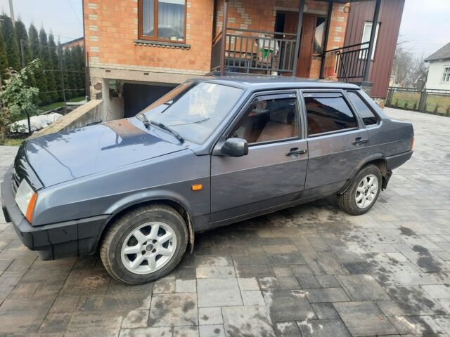 Серый ВАЗ 21099, объемом двигателя 1.5 л и пробегом 90 тыс. км за 1892 $, фото 1 на Automoto.ua