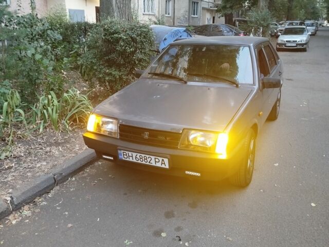 Серый ВАЗ 21099, объемом двигателя 1.6 л и пробегом 2 тыс. км за 2100 $, фото 3 на Automoto.ua