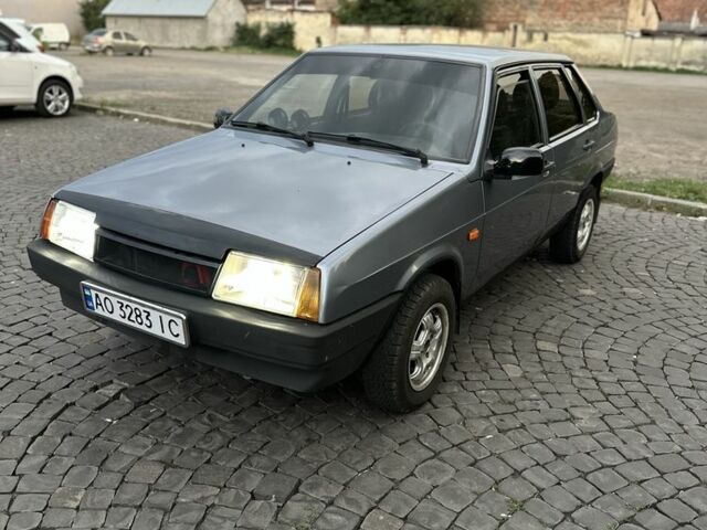 Серый ВАЗ 21099, объемом двигателя 1.6 л и пробегом 193 тыс. км за 1650 $, фото 7 на Automoto.ua
