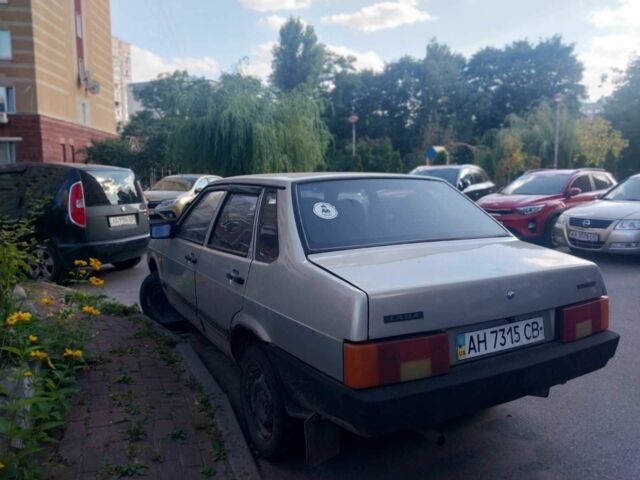 Серый ВАЗ 21099, объемом двигателя 1.5 л и пробегом 160 тыс. км за 1192 $, фото 2 на Automoto.ua