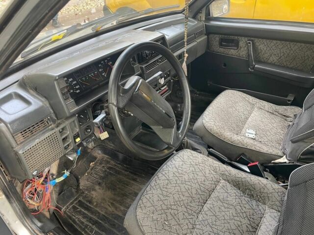 Серый ВАЗ 21099, объемом двигателя 1.5 л и пробегом 999 тыс. км за 550 $, фото 6 на Automoto.ua