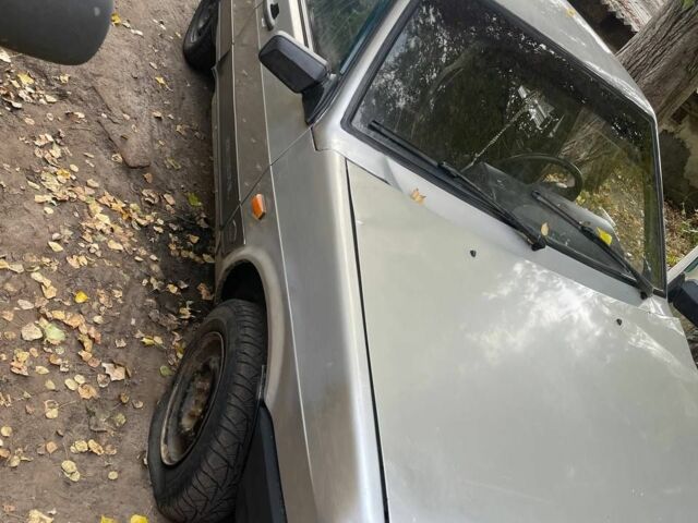 Серый ВАЗ 21099, объемом двигателя 1.5 л и пробегом 999 тыс. км за 550 $, фото 7 на Automoto.ua