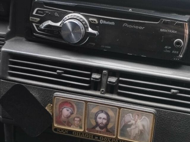 Сірий ВАЗ 21099, об'ємом двигуна 1.5 л та пробігом 175 тис. км за 1300 $, фото 6 на Automoto.ua