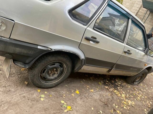 Серый ВАЗ 21099, объемом двигателя 1.5 л и пробегом 999 тыс. км за 550 $, фото 5 на Automoto.ua