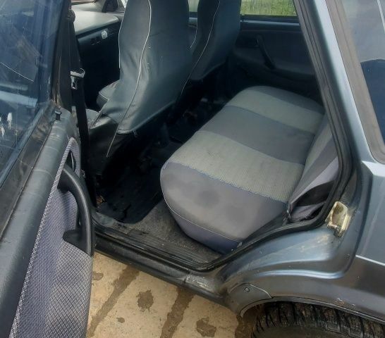 Сірий ВАЗ 21099, об'ємом двигуна 1.6 л та пробігом 100 тис. км за 1100 $, фото 6 на Automoto.ua