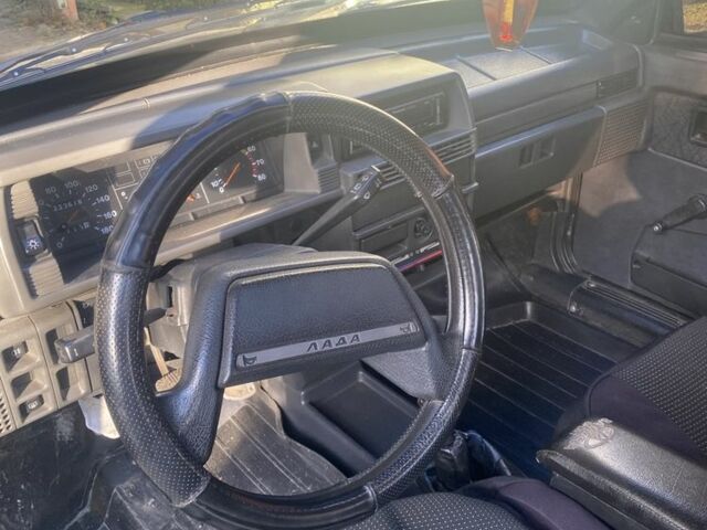 Серый ВАЗ 21099, объемом двигателя 1.5 л и пробегом 222 тыс. км за 800 $, фото 3 на Automoto.ua