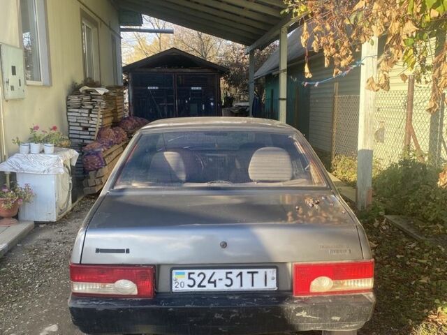 Серый ВАЗ 21099, объемом двигателя 1.5 л и пробегом 222 тыс. км за 800 $, фото 2 на Automoto.ua