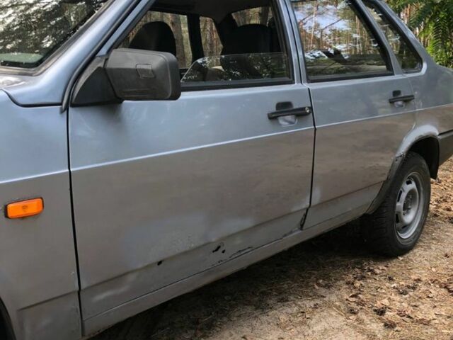 Сірий ВАЗ 21099, об'ємом двигуна 1.6 л та пробігом 154 тис. км за 1000 $, фото 3 на Automoto.ua