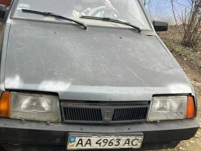 Серый ВАЗ 21099, объемом двигателя 0 л и пробегом 200 тыс. км за 578 $, фото 4 на Automoto.ua