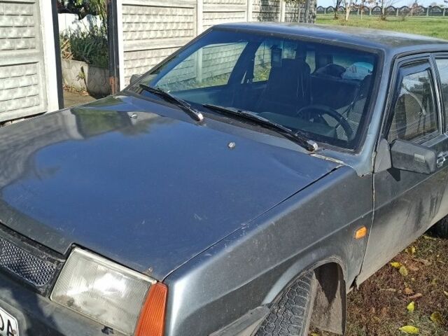 Серый ВАЗ 21099, объемом двигателя 1.5 л и пробегом 196 тыс. км за 750 $, фото 3 на Automoto.ua