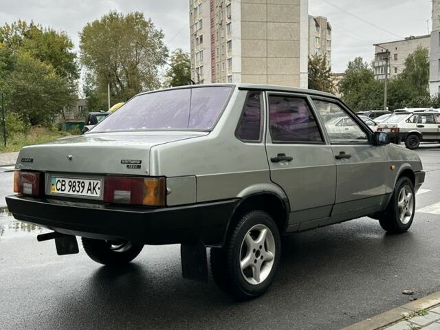 Серый ВАЗ 21099, объемом двигателя 1.5 л и пробегом 250 тыс. км за 1150 $, фото 2 на Automoto.ua