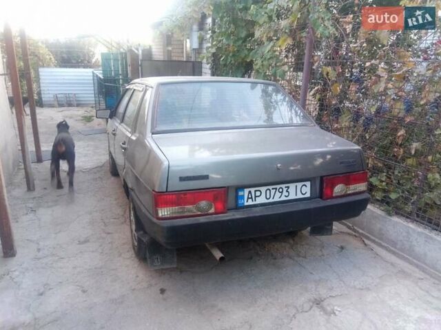 Серый ВАЗ 21099, объемом двигателя 1.3 л и пробегом 100 тыс. км за 1500 $, фото 4 на Automoto.ua