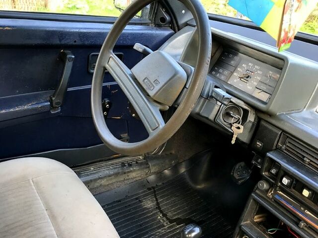 Сірий ВАЗ 21099, об'ємом двигуна 1.1 л та пробігом 283 тис. км за 600 $, фото 3 на Automoto.ua