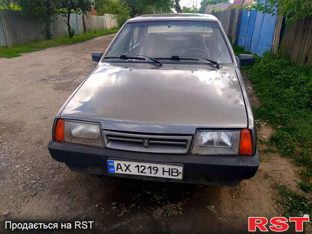 Серый ВАЗ 21099, объемом двигателя 1.5 л и пробегом 250 тыс. км за 1150 $, фото 1 на Automoto.ua