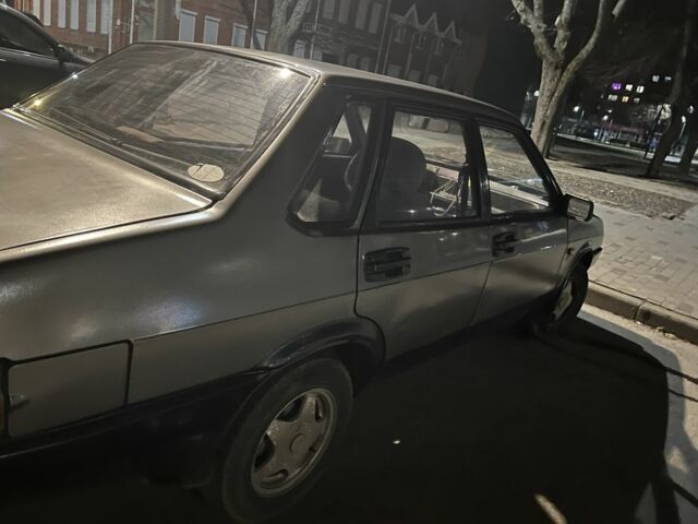 Серый ВАЗ 21099, объемом двигателя 1.5 л и пробегом 279 тыс. км за 1200 $, фото 1 на Automoto.ua