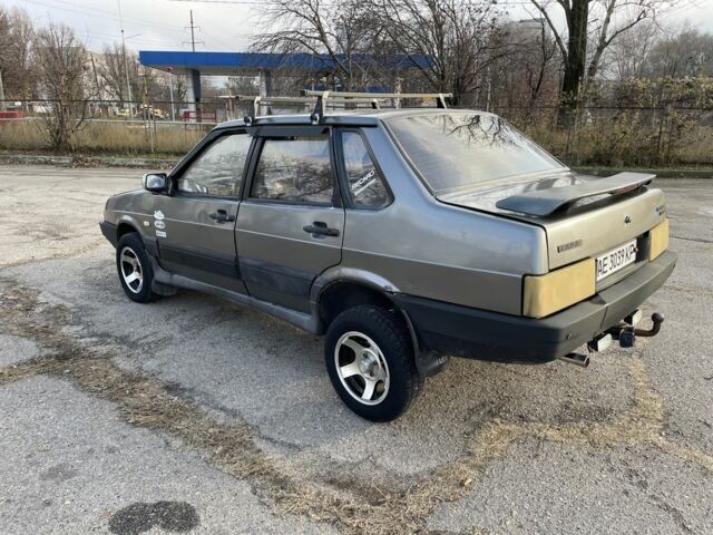 Серый ВАЗ 21099, объемом двигателя 1.5 л и пробегом 200 тыс. км за 650 $, фото 3 на Automoto.ua