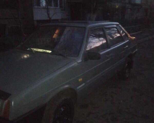 Серый ВАЗ 21099, объемом двигателя 1.5 л и пробегом 90 тыс. км за 1000 $, фото 1 на Automoto.ua