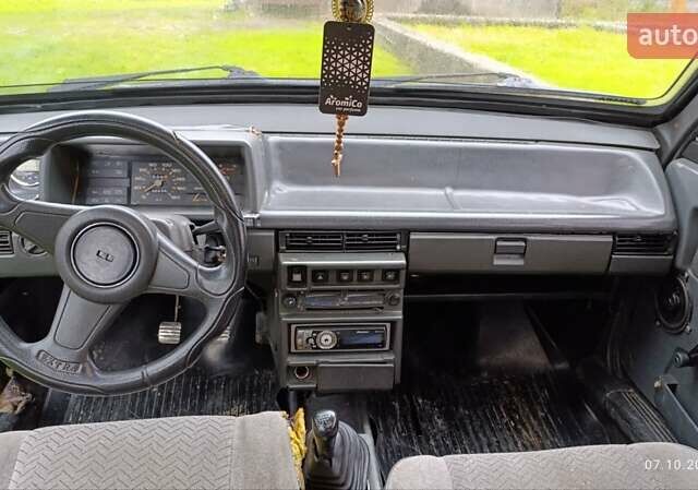Серый ВАЗ 21099, объемом двигателя 1.6 л и пробегом 307 тыс. км за 1100 $, фото 1 на Automoto.ua