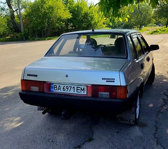 Серый ВАЗ 21099, объемом двигателя 1.5 л и пробегом 87 тыс. км за 1200 $, фото 2 на Automoto.ua