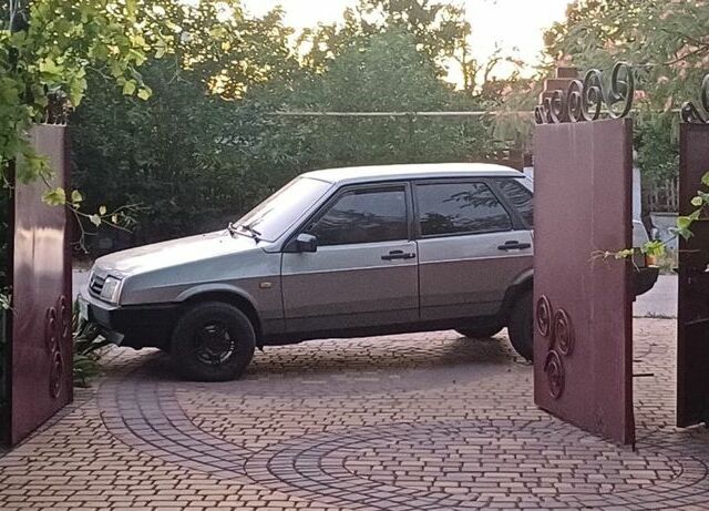 Сірий ВАЗ 21099, об'ємом двигуна 1.5 л та пробігом 134 тис. км за 1699 $, фото 8 на Automoto.ua