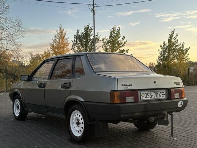 ВАЗ 21099 1996 в Днепре (Днепропетровске) на Automoto.ua Серый ВАЗ 21099, объемом двигателя 1.5 л и пробегом 8 тыс. км за 1000 $, фото 4 на Automoto.ua