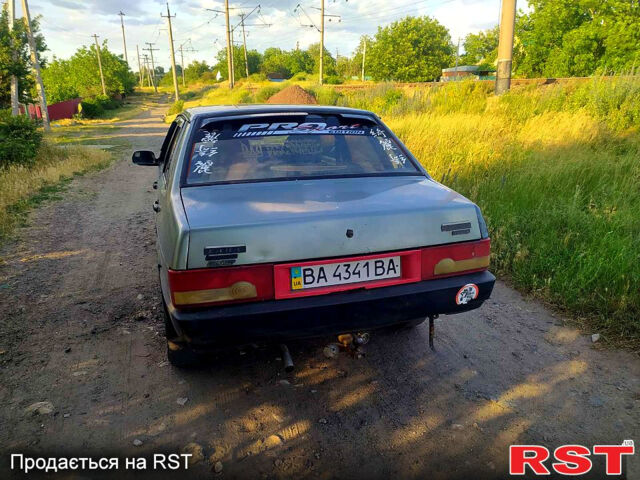 Серый ВАЗ 21099, объемом двигателя 1.5 л и пробегом 67 тыс. км за 877 $, фото 7 на Automoto.ua