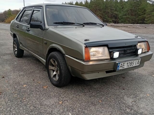 Сірий ВАЗ 21099, об'ємом двигуна 1.5 л та пробігом 353 тис. км за 1118 $, фото 1 на Automoto.ua