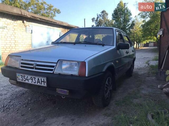 Сірий ВАЗ 21099, об'ємом двигуна 1.5 л та пробігом 350 тис. км за 1400 $, фото 2 на Automoto.ua