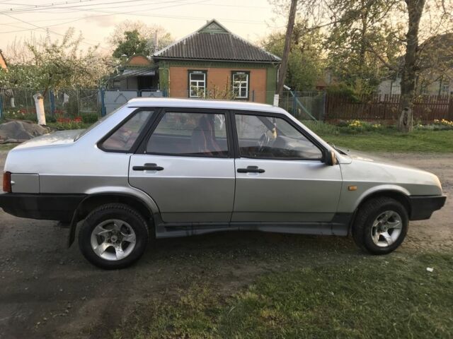 Серый ВАЗ 21099, объемом двигателя 1.5 л и пробегом 5 тыс. км за 2200 $, фото 1 на Automoto.ua