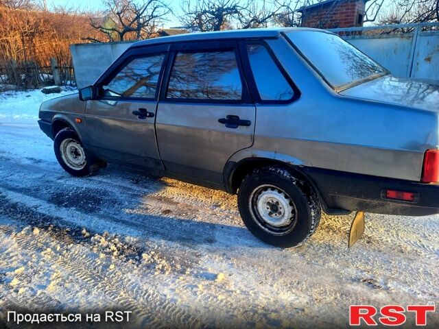 Серый ВАЗ 21099, объемом двигателя 1.5 л и пробегом 200 тыс. км за 1100 $, фото 4 на Automoto.ua