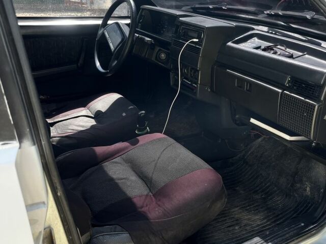 Серый ВАЗ 21099, объемом двигателя 1.5 л и пробегом 270 тыс. км за 1250 $, фото 5 на Automoto.ua