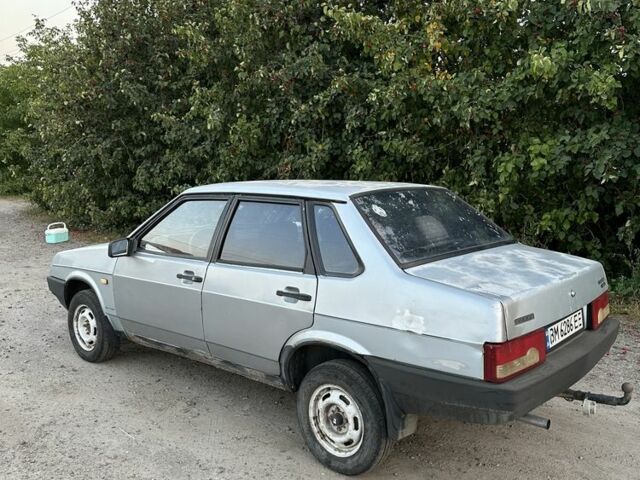 Серый ВАЗ 21099, объемом двигателя 1.5 л и пробегом 406 тыс. км за 950 $, фото 4 на Automoto.ua