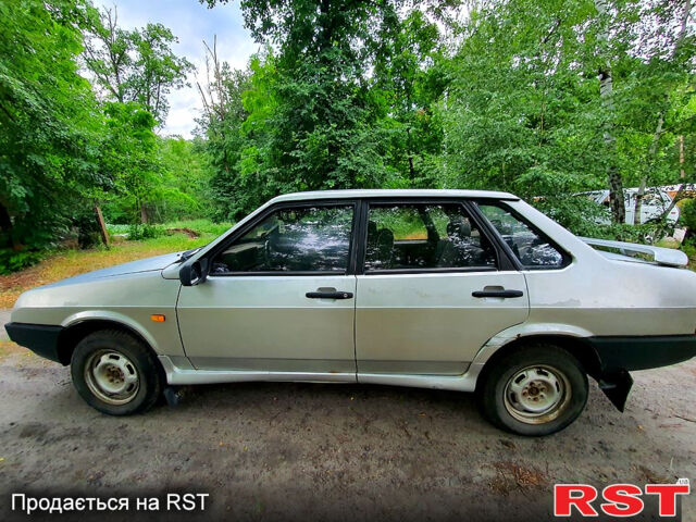 Серый ВАЗ 21099, объемом двигателя 1.5 л и пробегом 350 тыс. км за 970 $, фото 1 на Automoto.ua