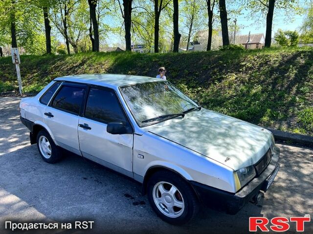 Серый ВАЗ 21099, объемом двигателя 15 л и пробегом 223 тыс. км за 950 $, фото 3 на Automoto.ua