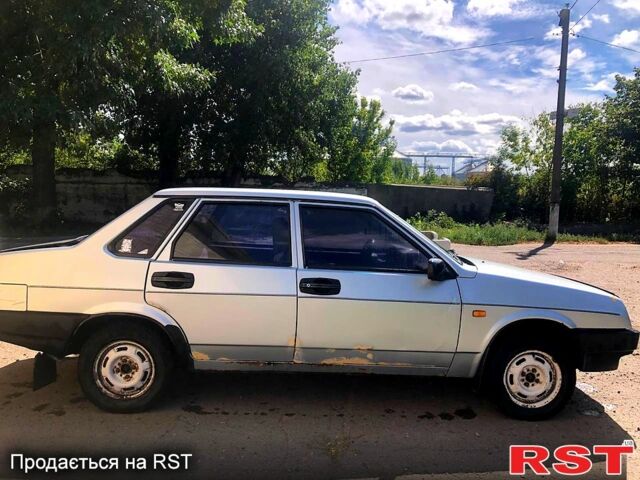 Серый ВАЗ 21099, объемом двигателя 1.5 л и пробегом 280 тыс. км за 1150 $, фото 6 на Automoto.ua