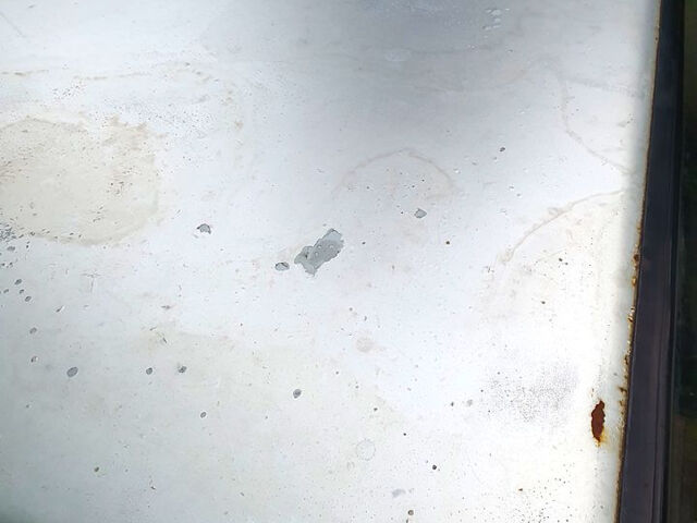 Серый ВАЗ 21099, объемом двигателя 1.5 л и пробегом 350 тыс. км за 970 $, фото 5 на Automoto.ua