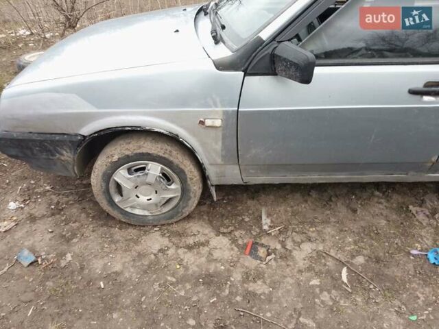 Серый ВАЗ 21099, объемом двигателя 1.6 л и пробегом 458 тыс. км за 600 $, фото 2 на Automoto.ua