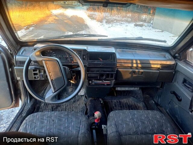 Серый ВАЗ 21099, объемом двигателя 1.5 л и пробегом 200 тыс. км за 1100 $, фото 7 на Automoto.ua