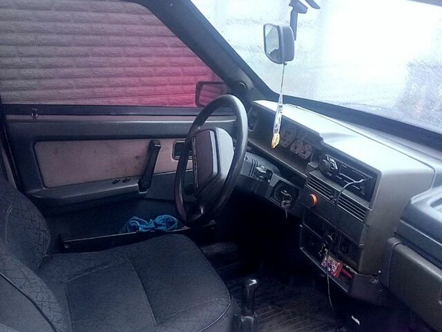 Серый ВАЗ 21099, объемом двигателя 1.5 л и пробегом 100 тыс. км за 1000 $, фото 2 на Automoto.ua