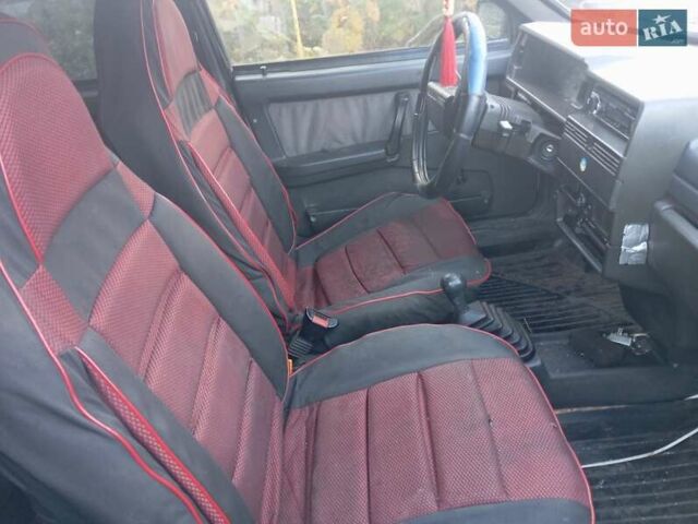 Серый ВАЗ 21099, объемом двигателя 1.5 л и пробегом 210 тыс. км за 800 $, фото 4 на Automoto.ua