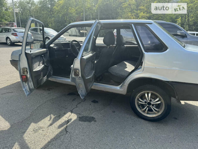 Сірий ВАЗ 21099, об'ємом двигуна 1.5 л та пробігом 200 тис. км за 1199 $, фото 10 на Automoto.ua